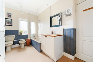 439 Sandygate Road Sandygate